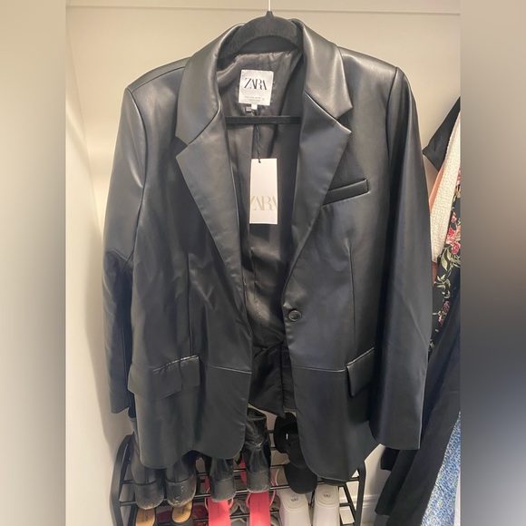 Leather blazer - Picture 1 of 1